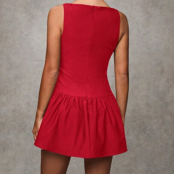 Red Elegant Women's Ruffle Hem Round Neck Sleeveless Mini Dress - Picture 2 of 6